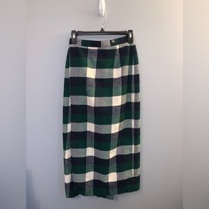 Chaus Navy, Dark Green, and White Plaid Long Skirt Size 6